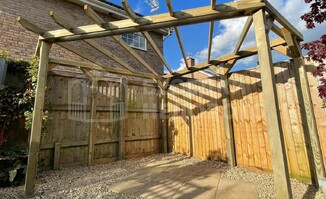 derevyannaya-pergola-pl-298